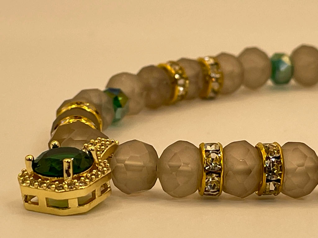 Frosted Emerald Holiday Necklace