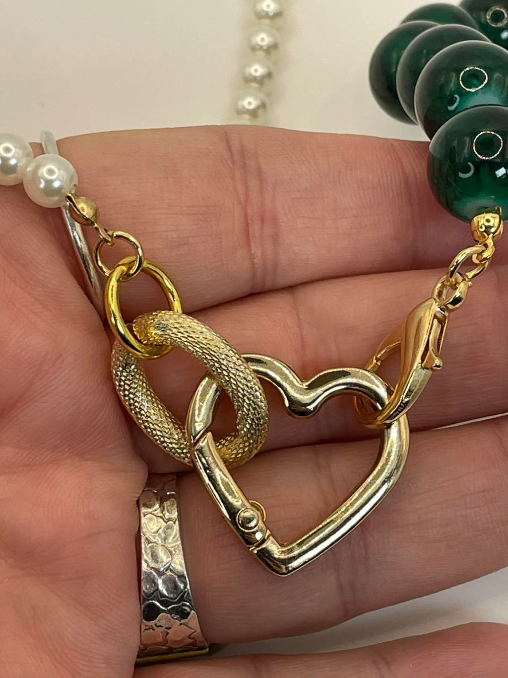 Evergreen Pearl Bead Necklace