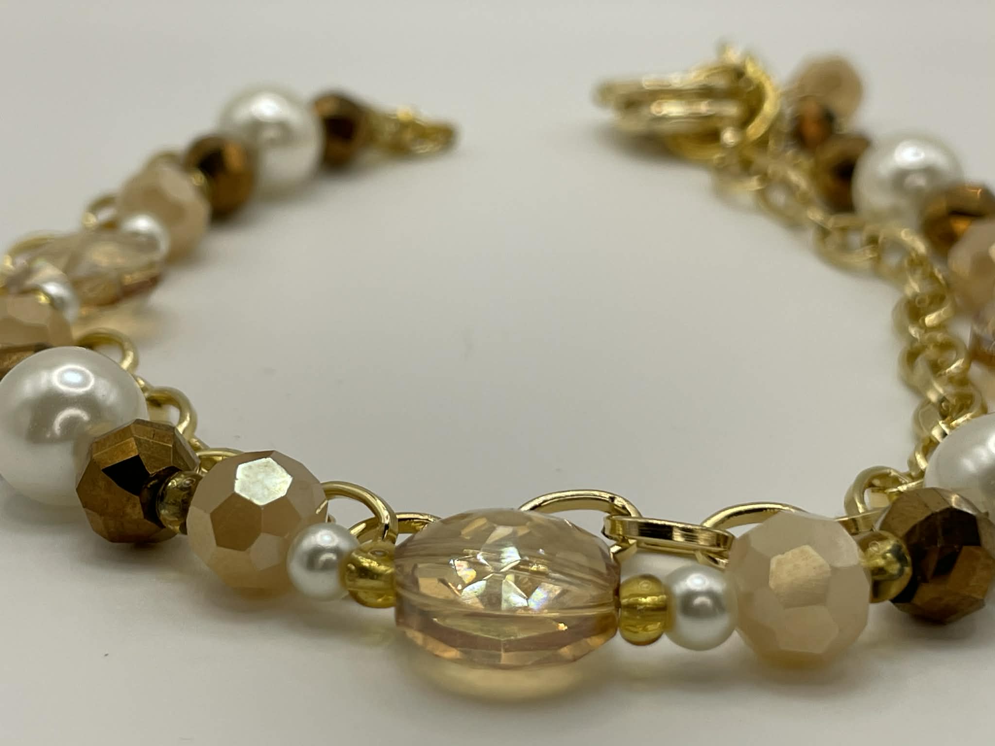 Mocha Royale Necklace with Bracelets