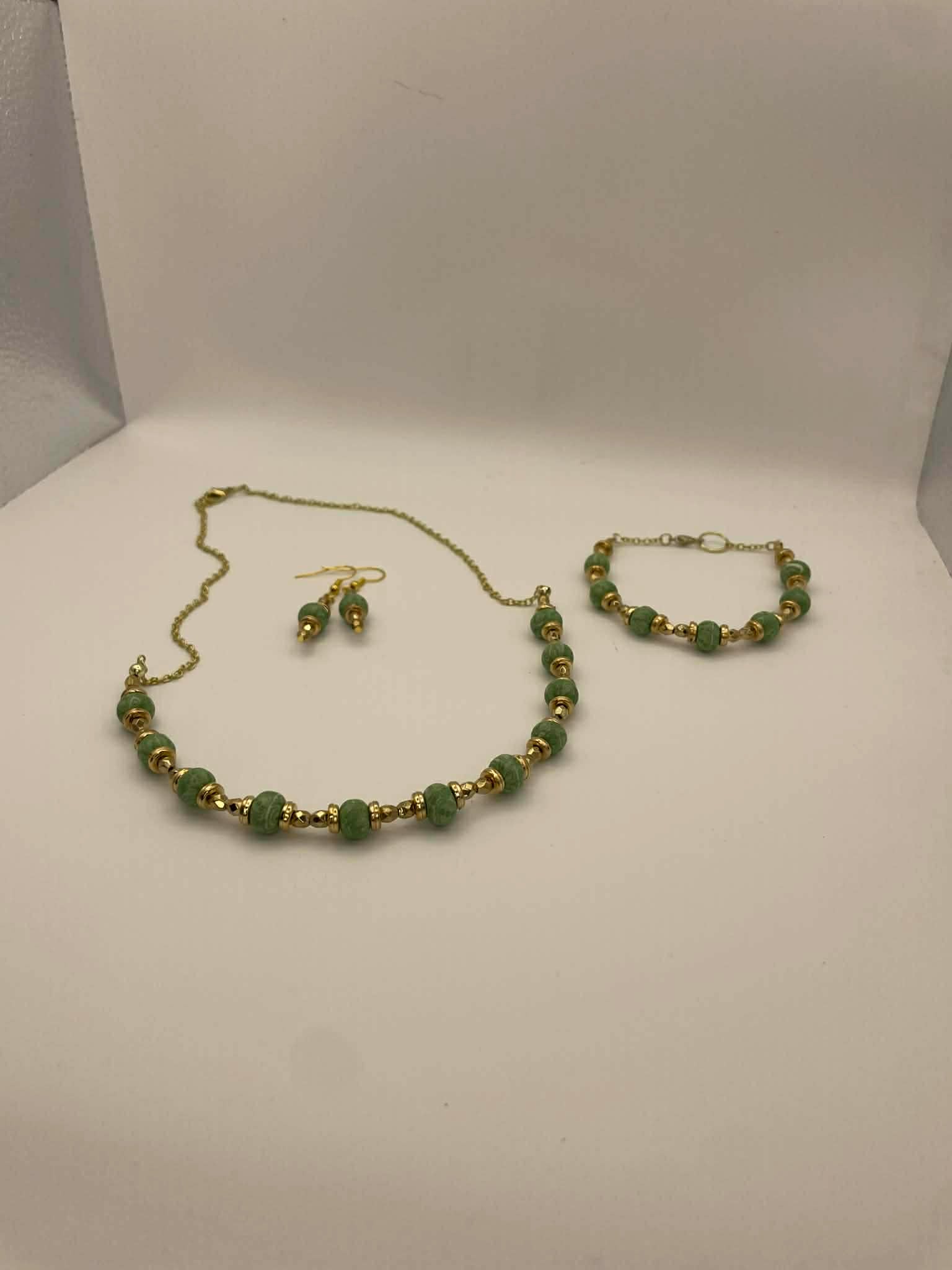 3 Piece Sage And Gold Set