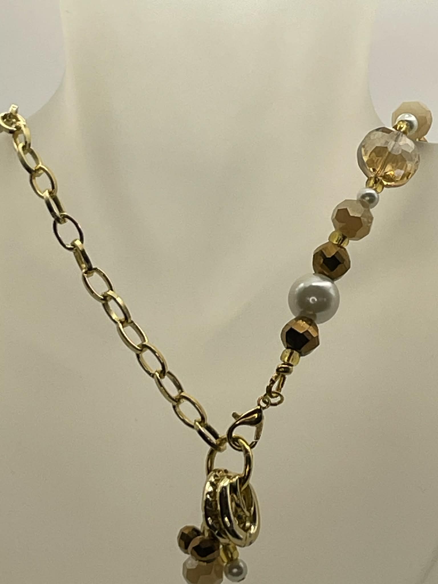 Mocha Royale Necklace with Bracelets